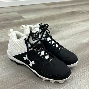 Women’s Under Armour Lead Off Cleats